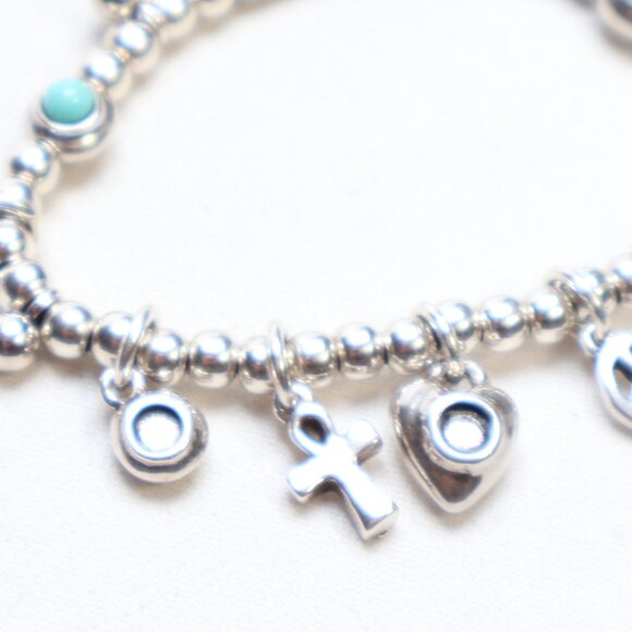 Uno de 50 Silver Tone Worship Turquoise Stretch Bracelet $80 MISSING 2 STONES! - Picture 2 of 5